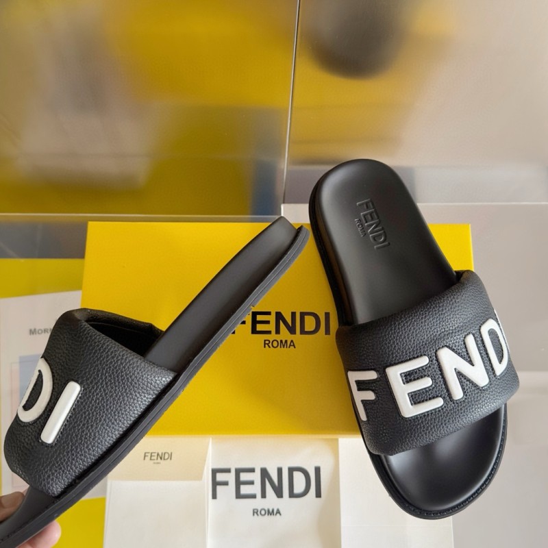 Fendi Unisex Slippers