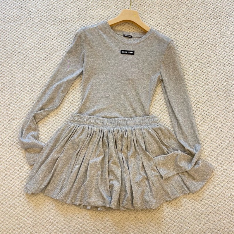 MiuMiu Long Sleeves Tee & Skirts Set