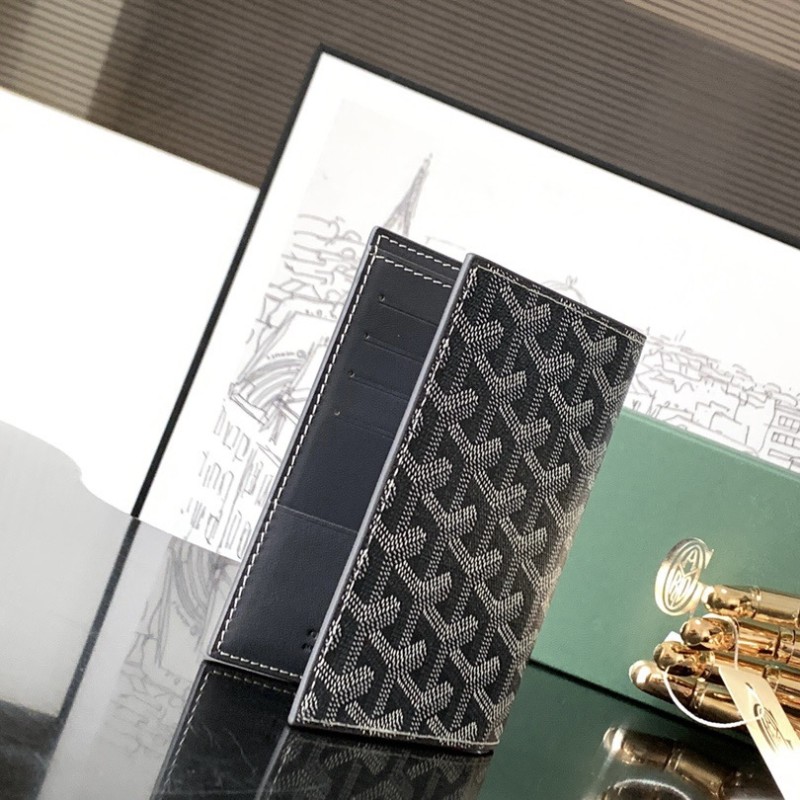 Goyard Passport Holder