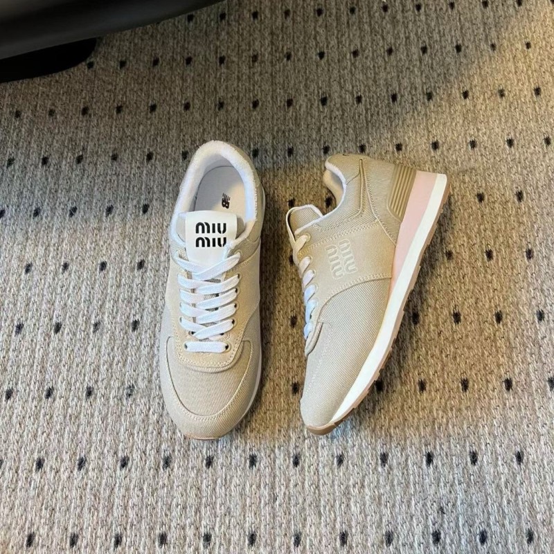 MiuMiu Sneaker