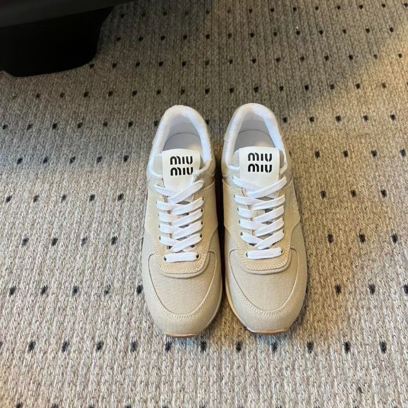 MiuMiu Sneaker