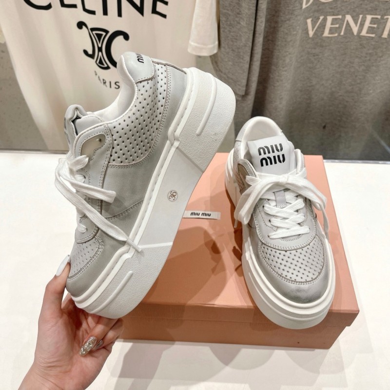 MiuMiu Sneaker