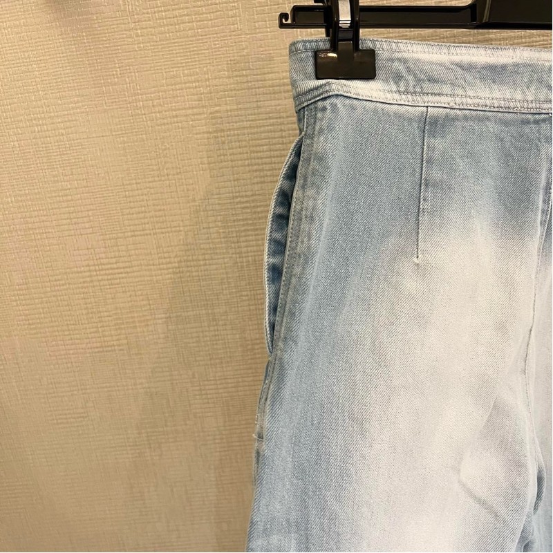 Chanel Jeans