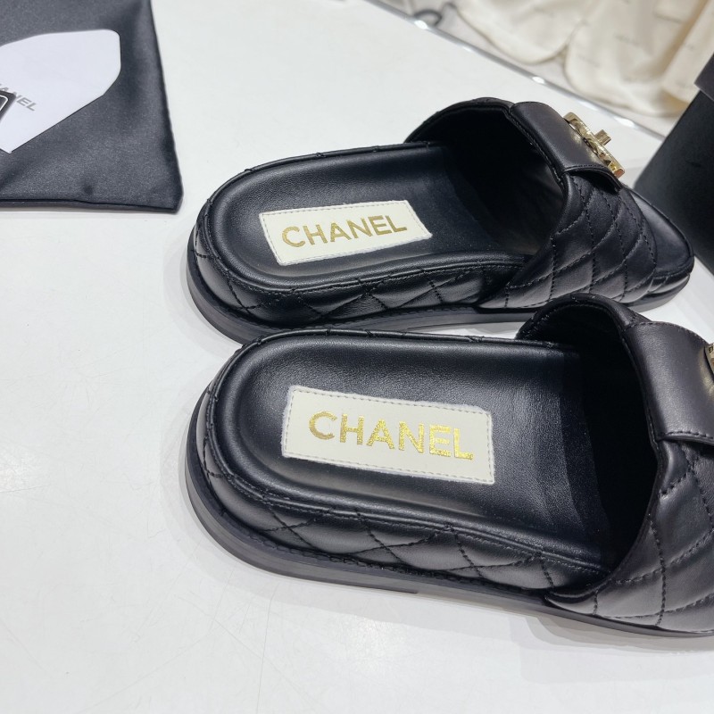 Chanel Slipper