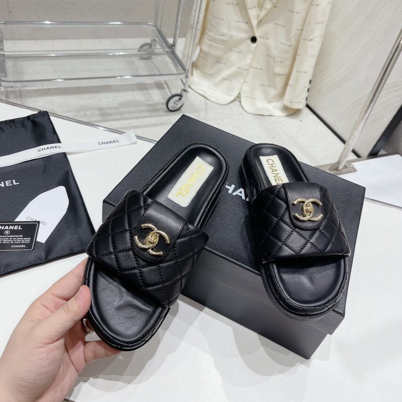 Chanel Slipper