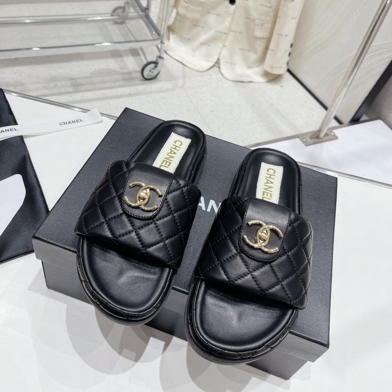 Chanel Slipper