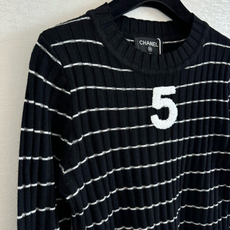 Chanel Long Sleeves Tee