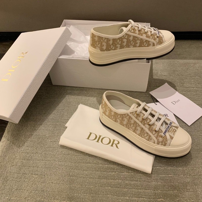 Dior Walk n Dior Sneaker