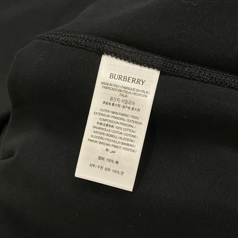 Burberry Unisex  Tee