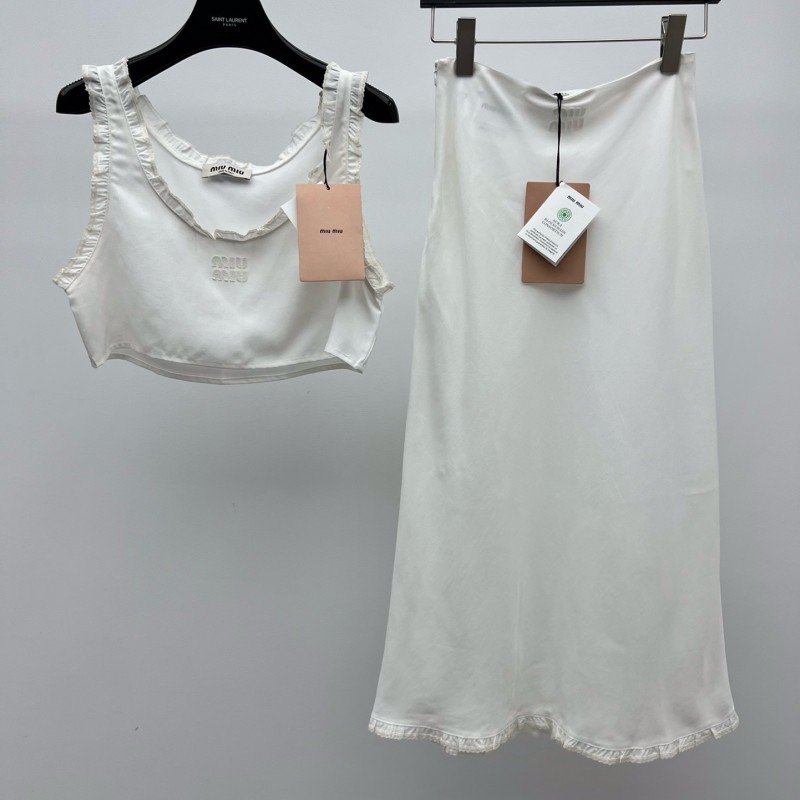 MiuMiu Singlet & Skirts Set