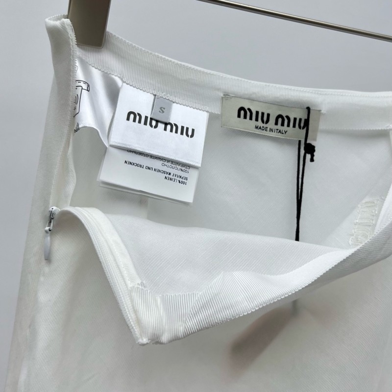 MiuMiu Singlet & Skirts Set