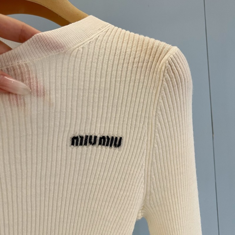 MiuMiu Cashmere Long Sleeves Tee