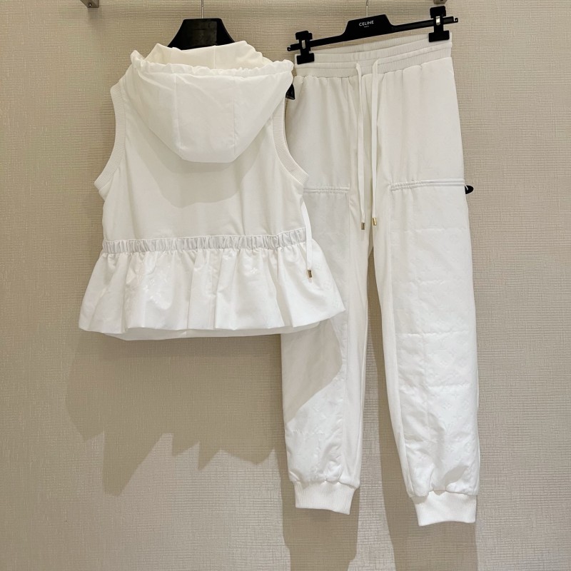 LV Sleeveless Shirt & Pants