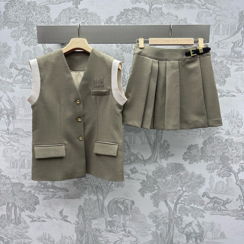 MiuMiu Vest & Skirts