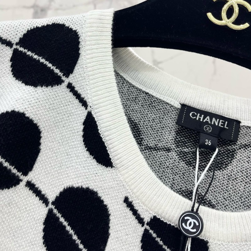 Chanel Long Sleeves Tee