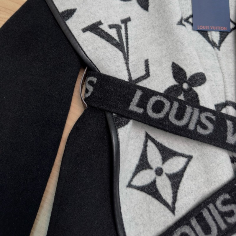 LV Coat