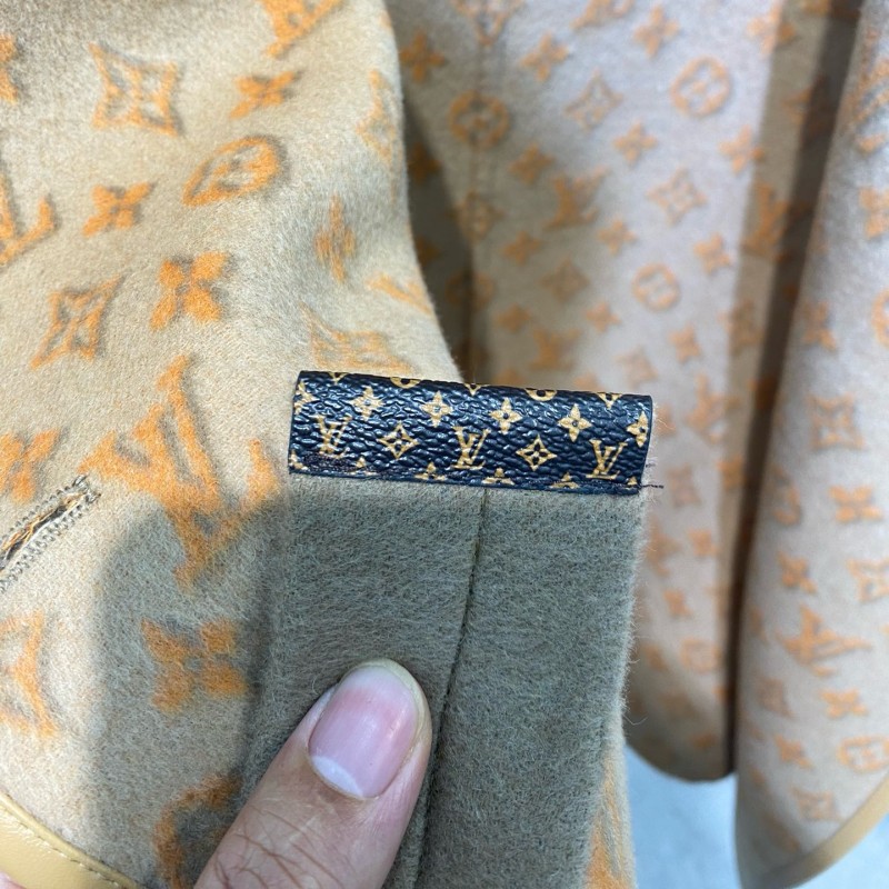 LV Coat