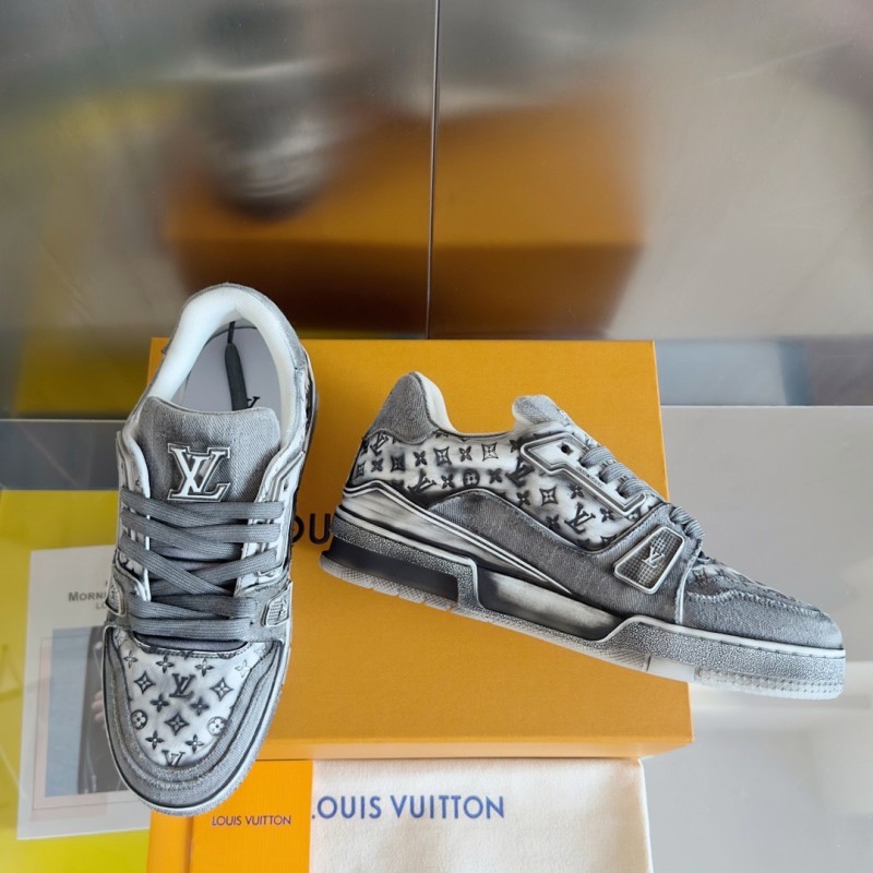 LV Unisex Trainer 