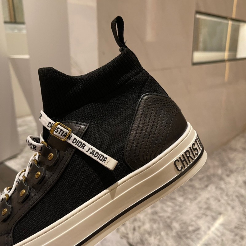 Walk n Dior Sneaker 