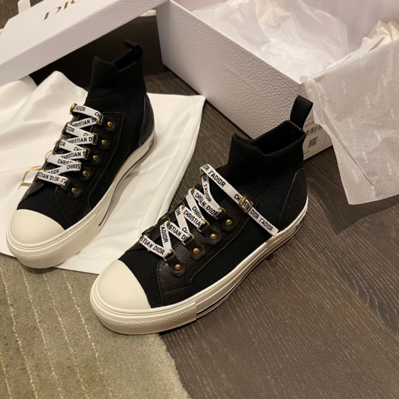 Walk n Dior Sneaker 