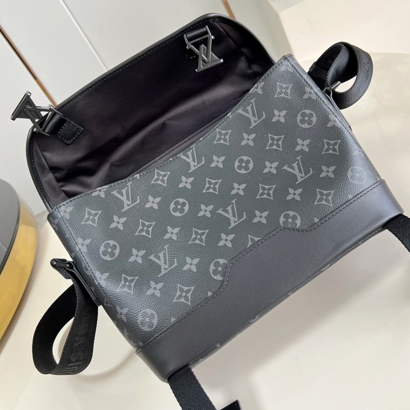 Lv Voyager Messenger Bag