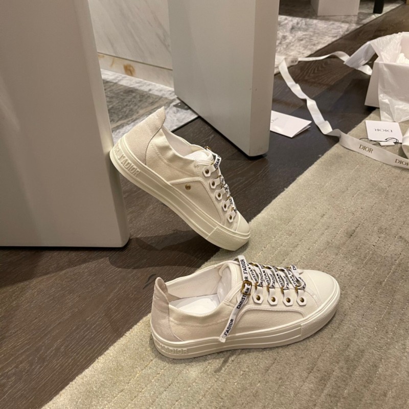 Walk N Dior Sneaker 