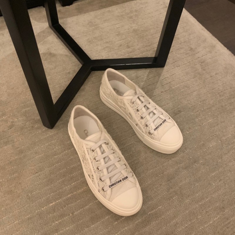 Walk N Dior Sneaker 