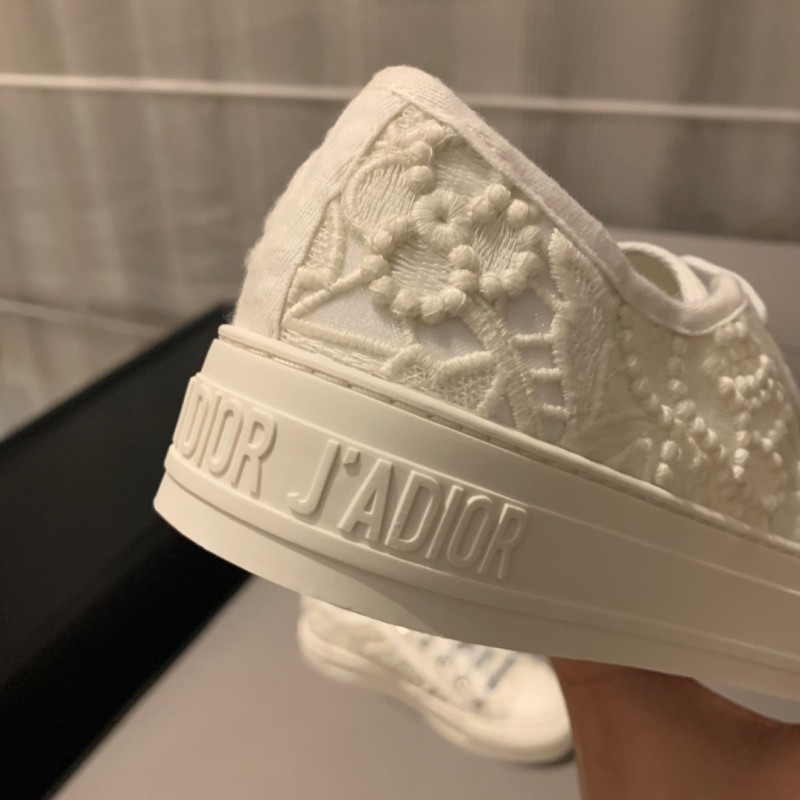 Walk N Dior Sneaker 