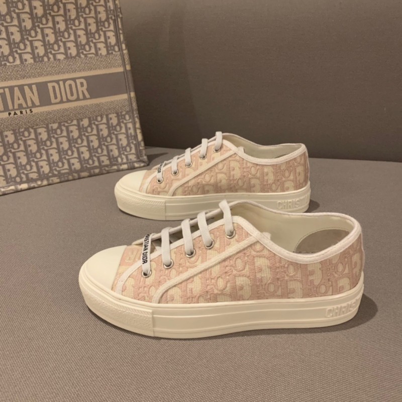 Walk N Dior Sneaker 