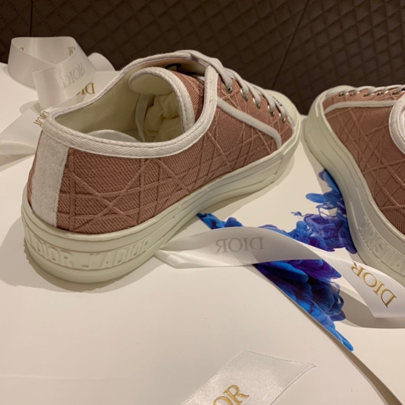 Walk N Dior Sneaker 