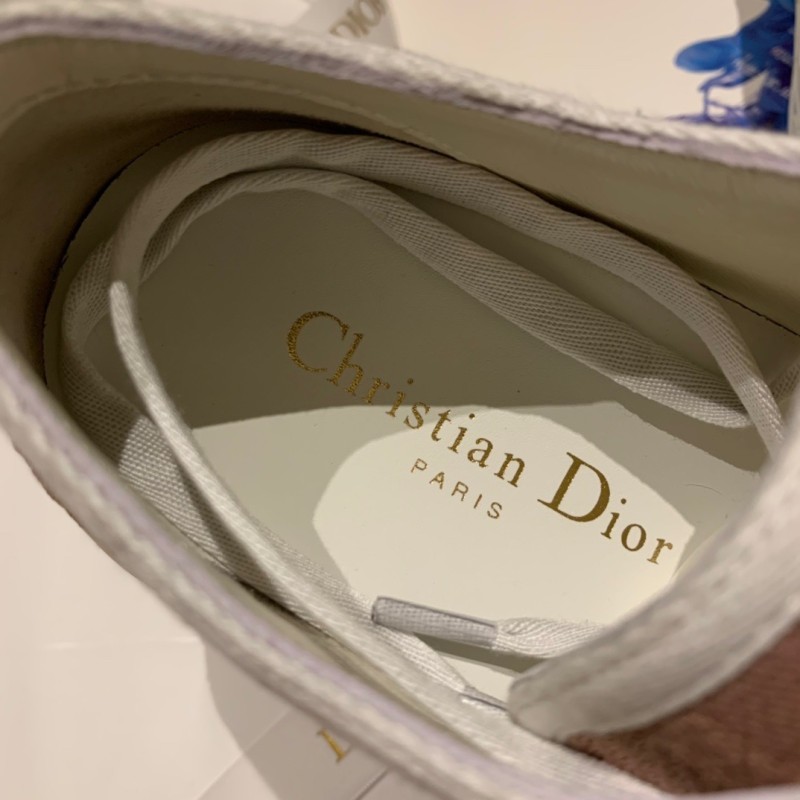 Walk N Dior Sneaker 