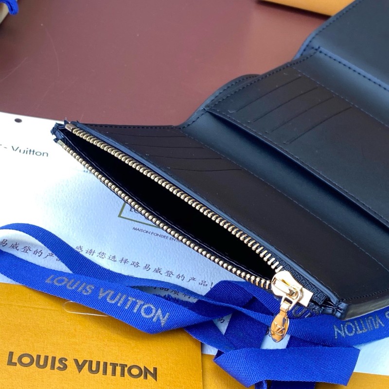 LV Portefeuille Capsine Compact Wallet