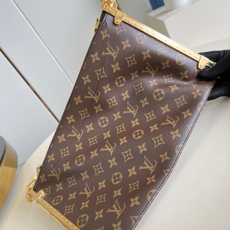 LV Lucky Trunk