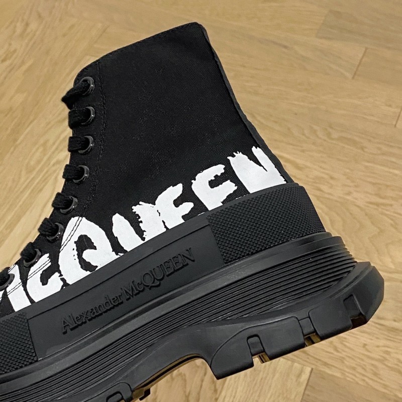 McQueen Unisex Shoes