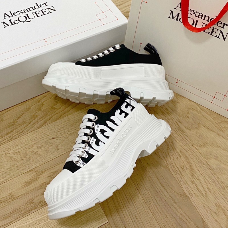 McQueen Unisex Shoe