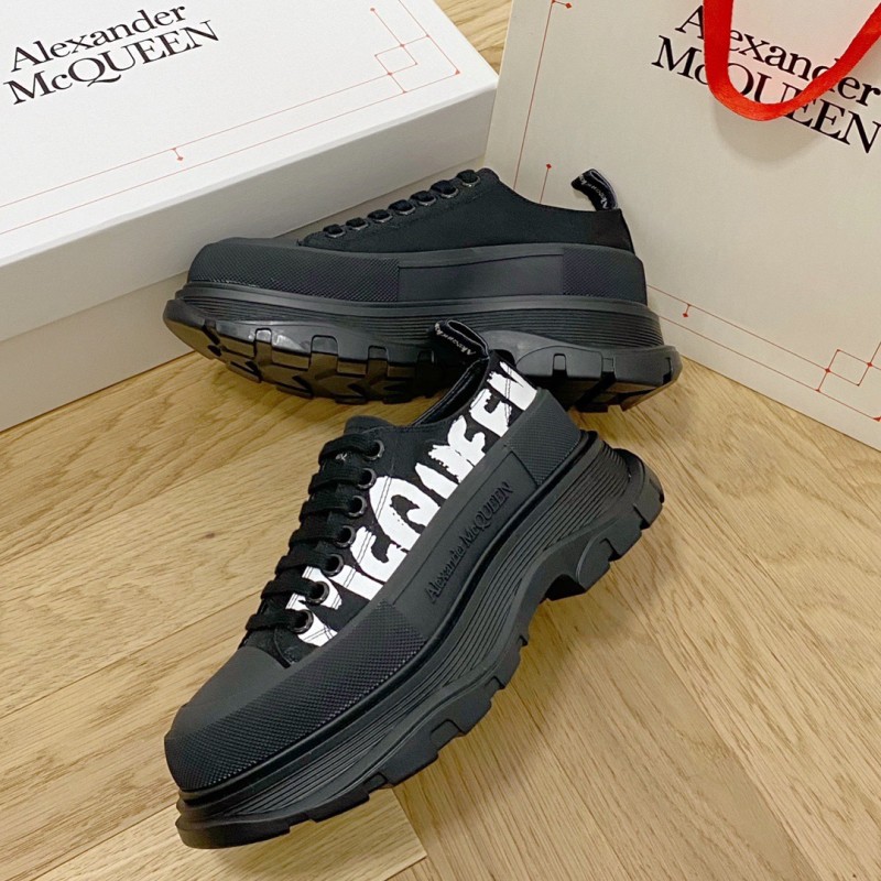 McQueen Unisex Shoe