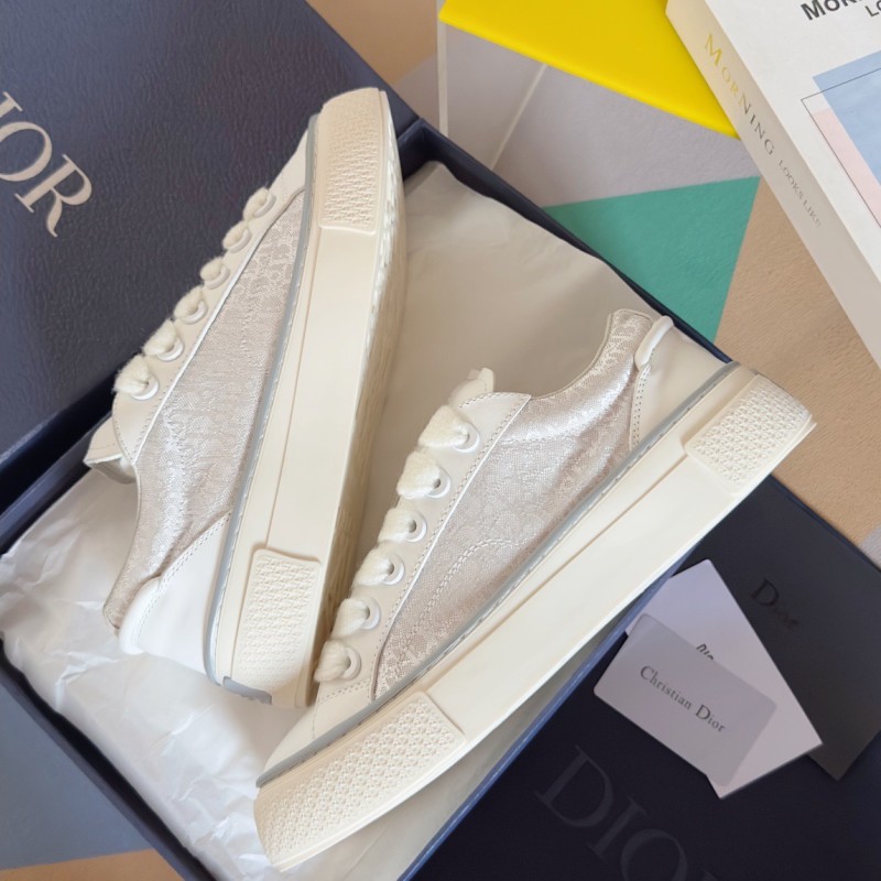 Dior Unisex Sneaker B33