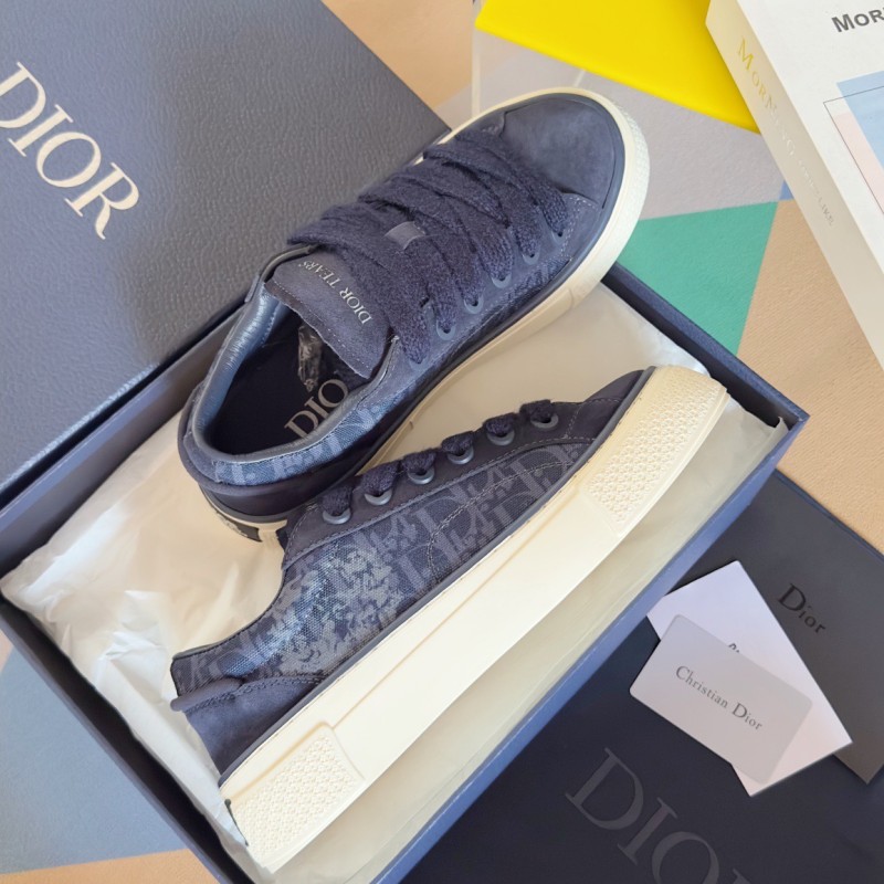 Dior Unisex Sneaker B33