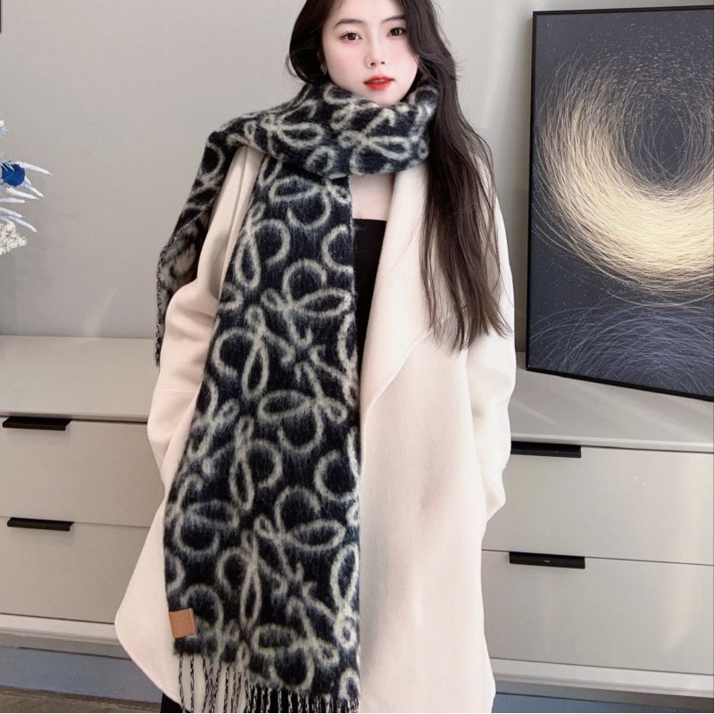 Loewe Scarf