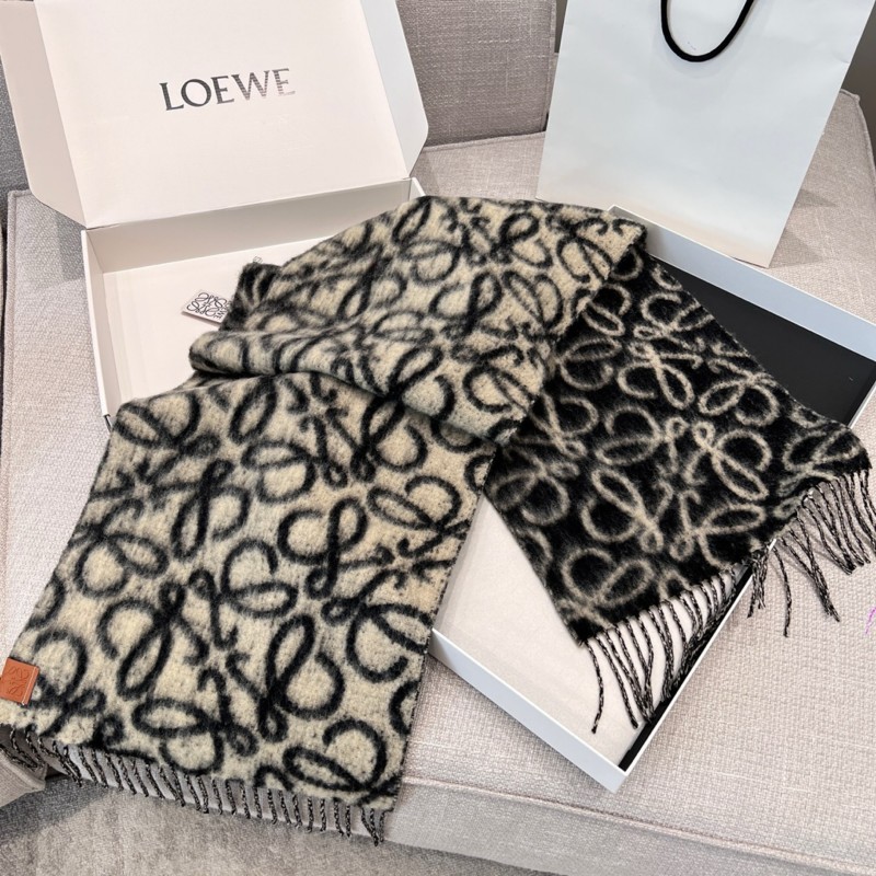 Loewe Scarf