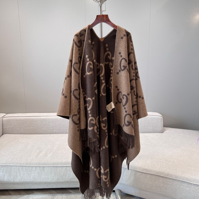 Gucci Poncho 