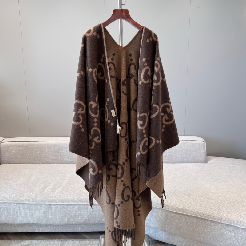 Gucci Poncho 