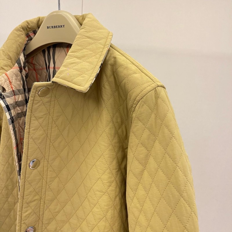  Burberry Reversible Jacket