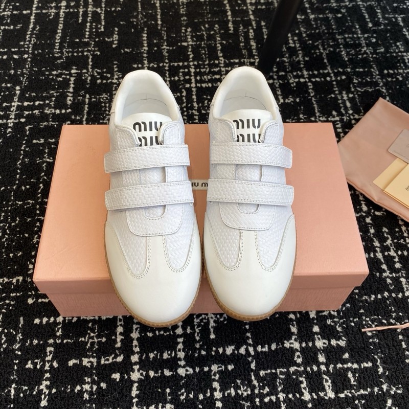 MiuMiu Sneaker