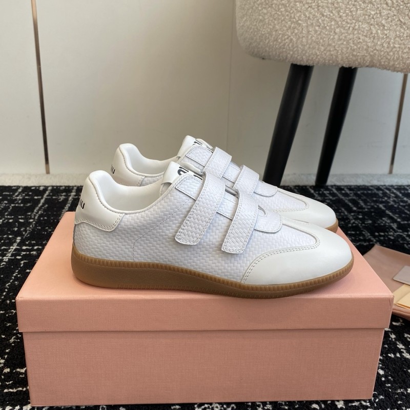 MiuMiu Sneaker