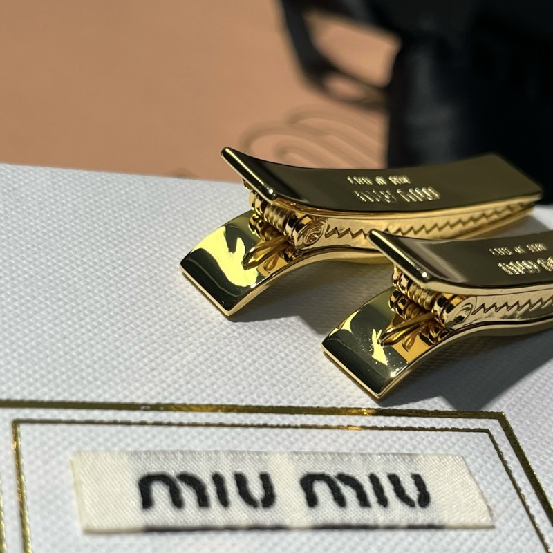 MiuMiu Hair Pin