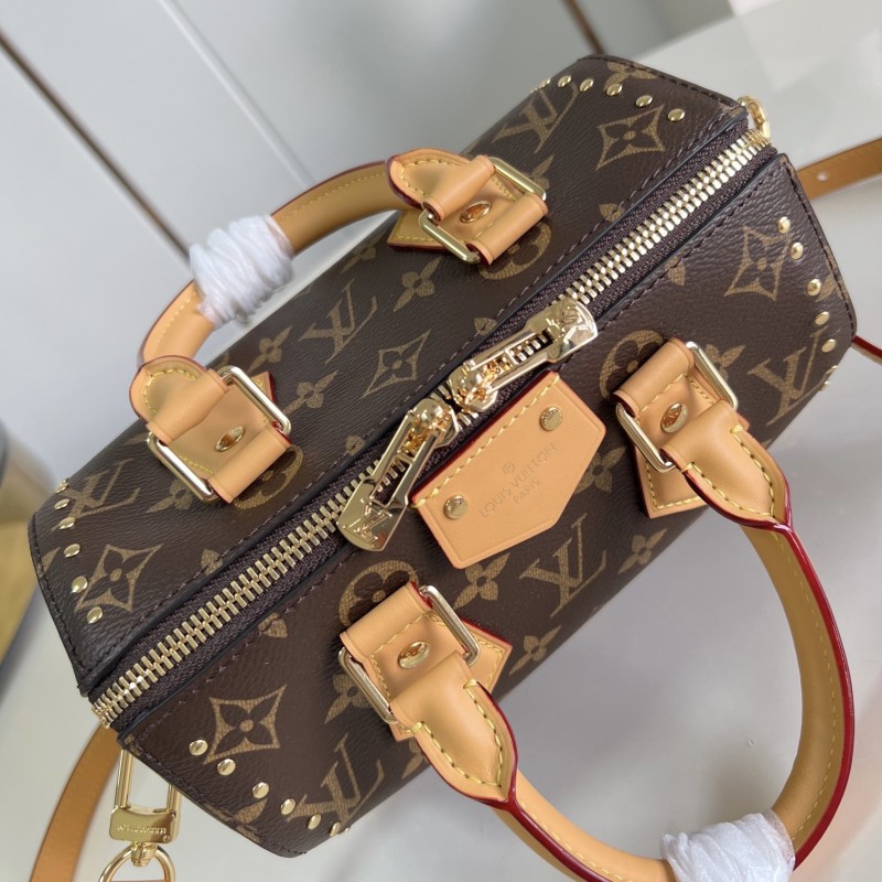 Lv Speedy Trunk