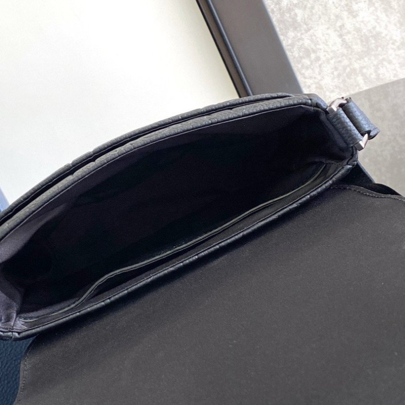 Dior Gravity Messenger Bag