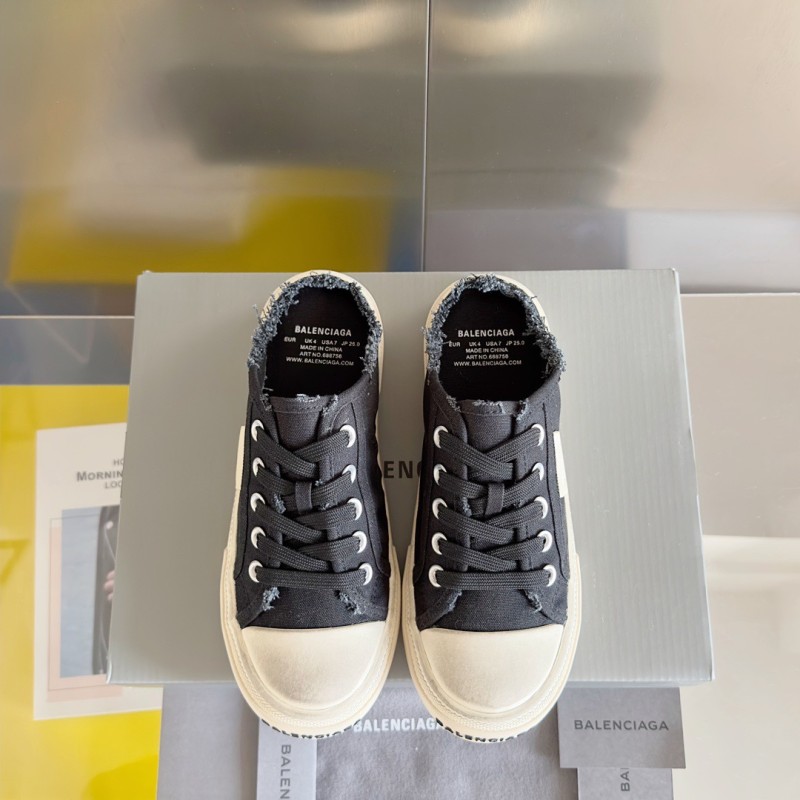 Balenciaga Unisex Shoes