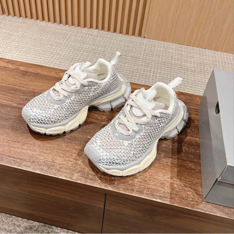 Balenciaga Unisex Clunky Sneakers